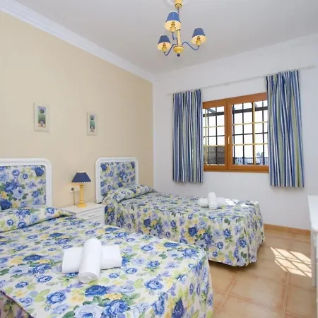 Ferienhaus Villas Atlantico Y Oceano Azul *